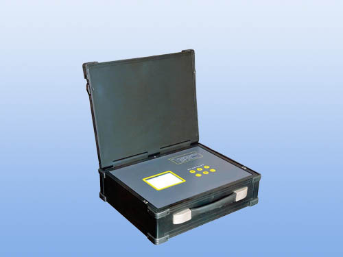 ����|�������x